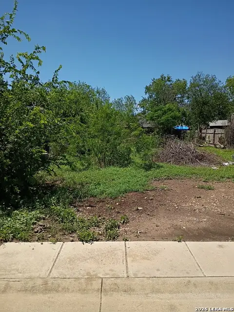 222 Oklahoma St, San Antonio, TX 78237 - #2