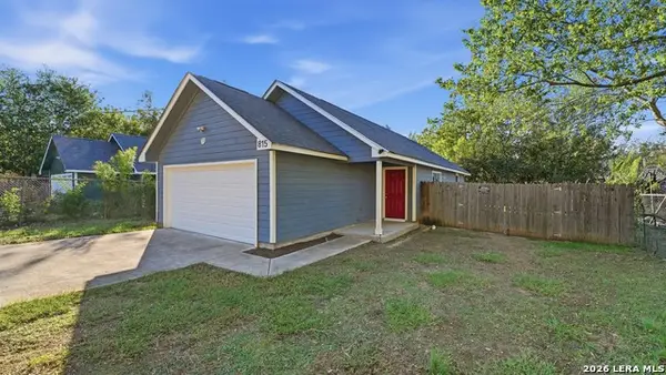 815 Fourth, Seguin, TX 78155