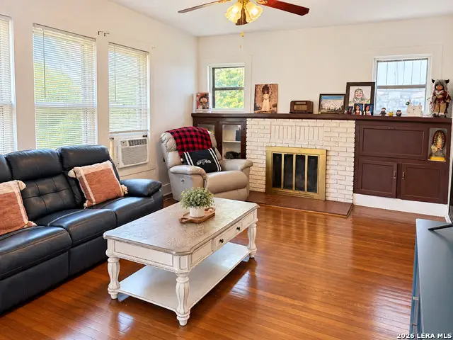 1923 W Mulberry Ave, San Antonio, TX 78201 - #2