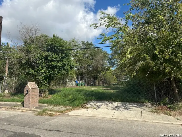 325 W Mayfield Blvd, San Antonio, TX 78221 - #3