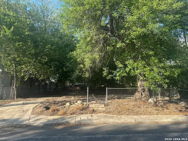 2807 Roselawn Rd, San Antonio, TX 78226 - #2