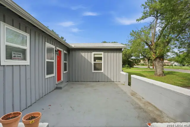 221 Balcones Heights Rd, Balcones Heights, TX 78201 - #3