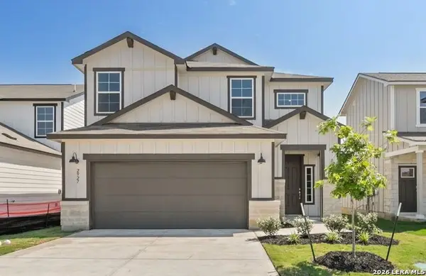 4423 Clarisse St, New Braunfels, TX 78130