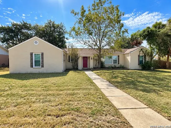 1100 E Bowie, Beeville, TX 78102