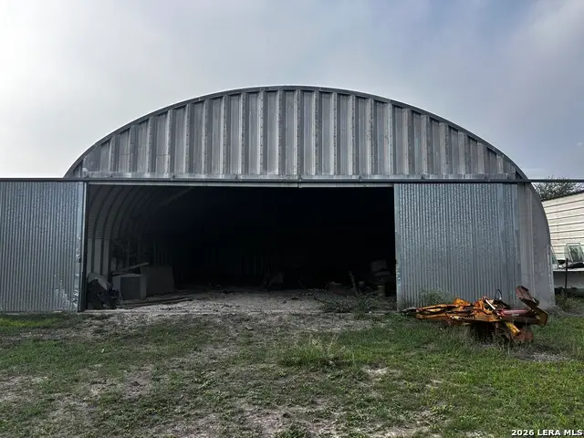 2606 Old Saint Marys Rd, Beeville, TX 78102 - #3