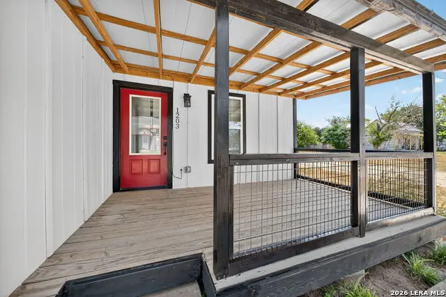1203 Avenue J, Hondo, TX 78861 - #2