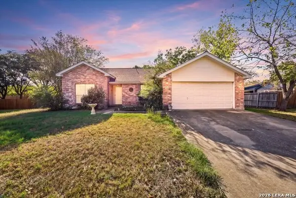 104 River Mdw, Castroville, TX 78009