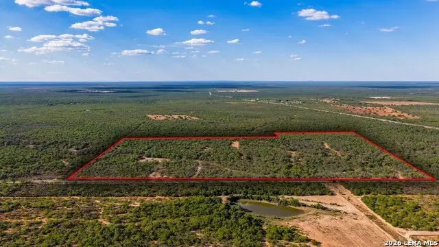 456 Escondido Rd, Carrizo Springs, TX 78834 - #3