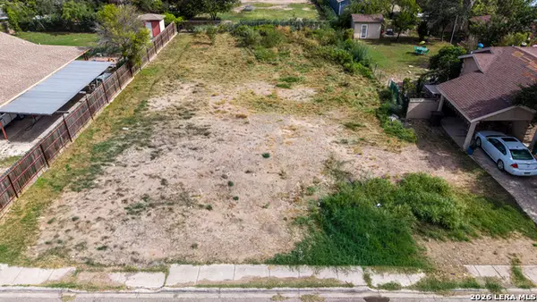 3890 Clavel St, Eagle Pass, TX 78852