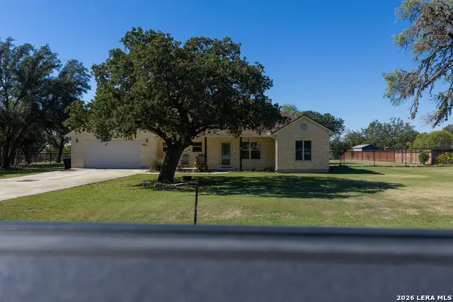 1216 Kings Ranch Rd, Bandera, TX 78003 - #2