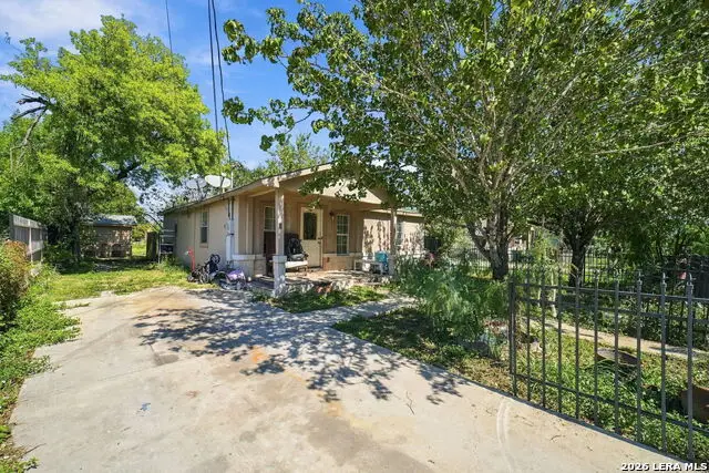 483 W Harding Blvd, San Antonio, TX 78221 - #2