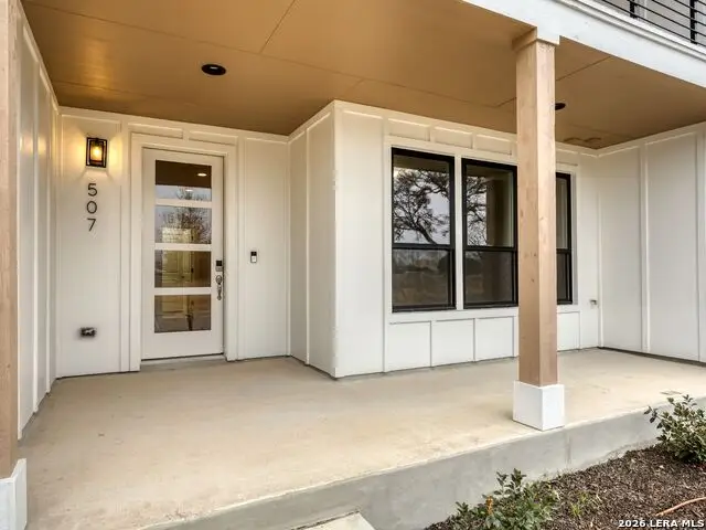 415 Mcmillan Pl, San Antonio, TX 78210 - #3