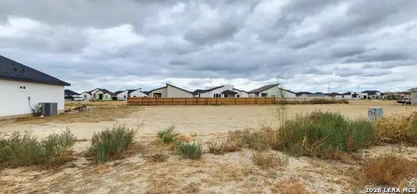 3188 Jacob Dr, Eagle Pass, TX 78852