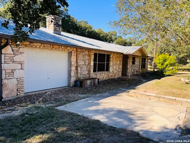 101 Diamond J Rd S, Pipe Creek, TX 78063 - #2