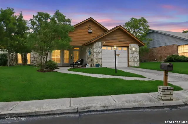 3817 Hunters Gln, Schertz, TX 78108 - #1