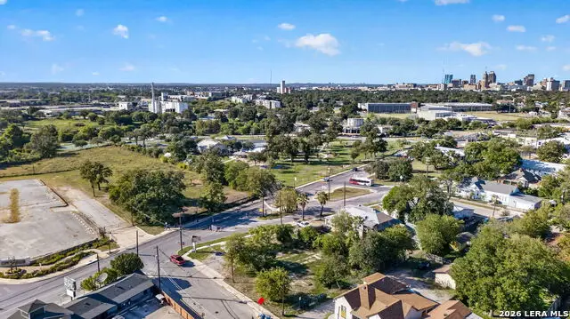 418 Roosevelt Ave, San Antonio, TX 78210 - #2