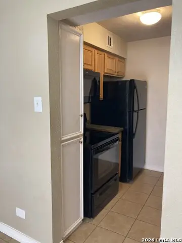 6611 Southpoint St #125, San Antonio, TX 78229