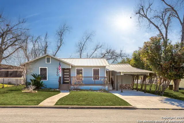 260 S Hickory Ave, New Braunfels, TX 78130 - #1