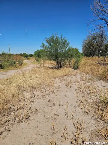 508 E. Amistad Ave, Quemado, TX 78877 - #3