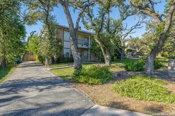 2831 Whisper View St, San Antonio, TX 78230