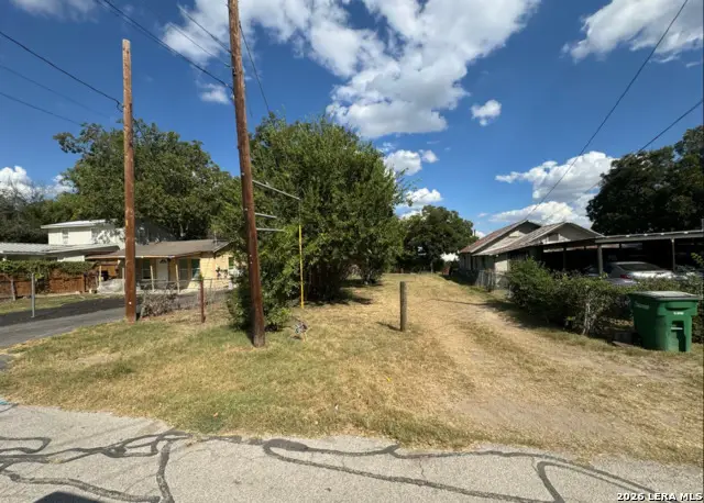 120 Pioneer Rd, San Antonio, TX 78210 - #2