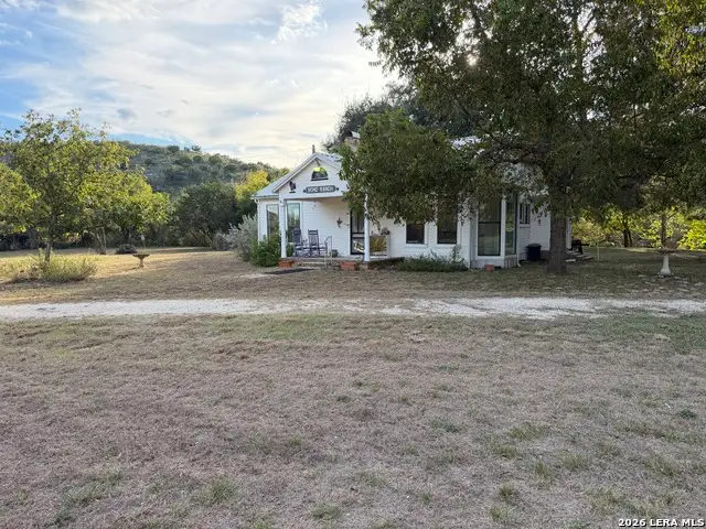 5229 County Road 336, Sabinal, TX 78881 - #3
