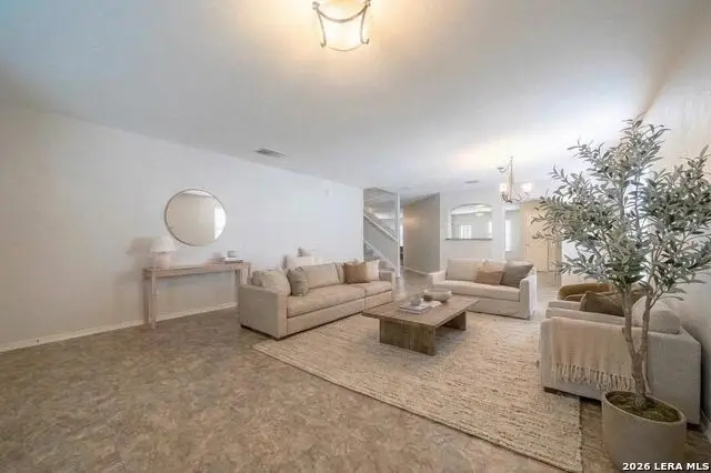 2111 Red Rock Xing, San Antonio, TX 78245 - #3