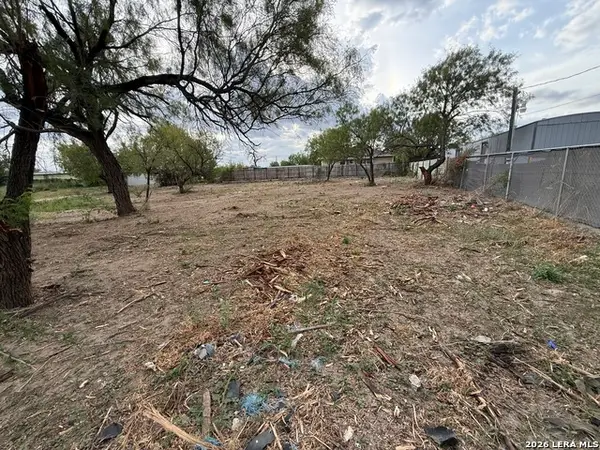 2917 Barrera St, Eagle Pass, TX 78852