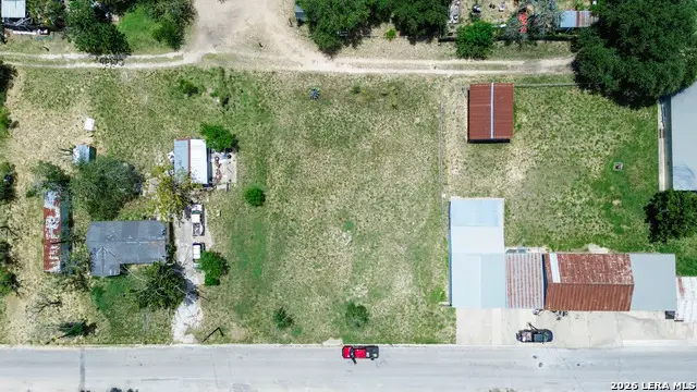 000 Trade St, Pleasanton, TX 78064 - #2