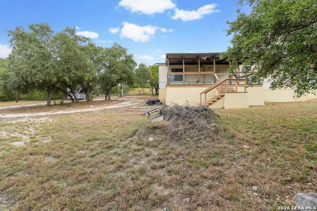 140 Lake Terrace Dr, Lakehills, TX 78063 - #2
