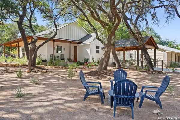717 Lazy Creek Ln, Blanco, TX 78606