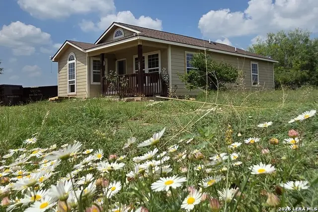 181 County Road 7751, Devine, TX 78016 - #1