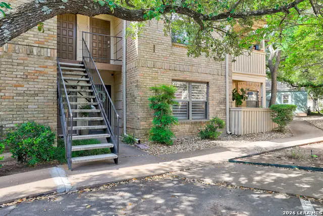 8210 Bent Tree Rd #APT 141, Austin, TX 78759 - #2