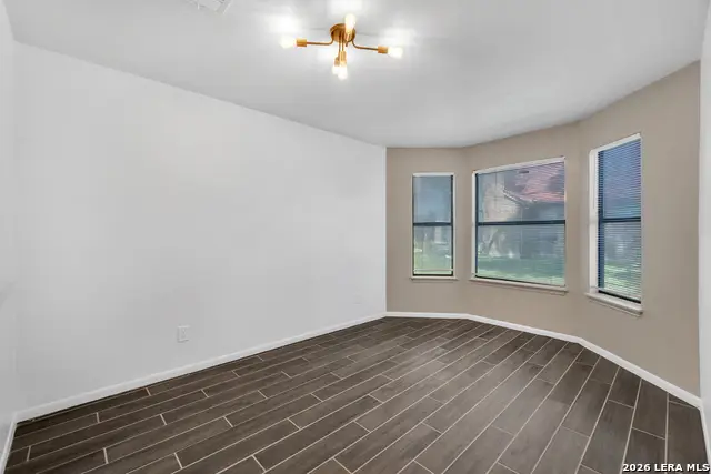 6307 Cambridge Dr, San Antonio, TX 78218 - #3