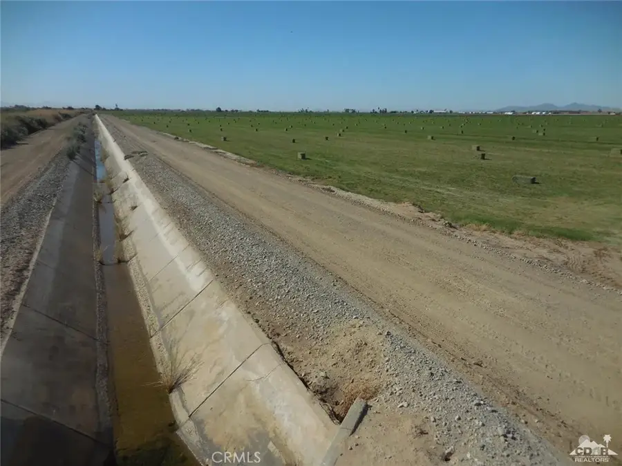 1434 Acres, Blythe, CA 92225 - #3