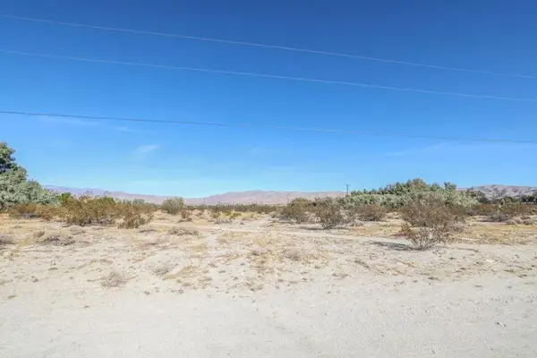67210 Kann, Desert Hot Springs, CA 92241