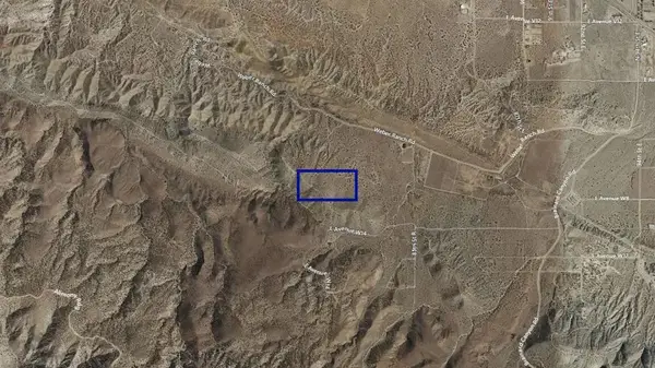 82 Street East & Avenue W-9, Palmdale, CA 93550