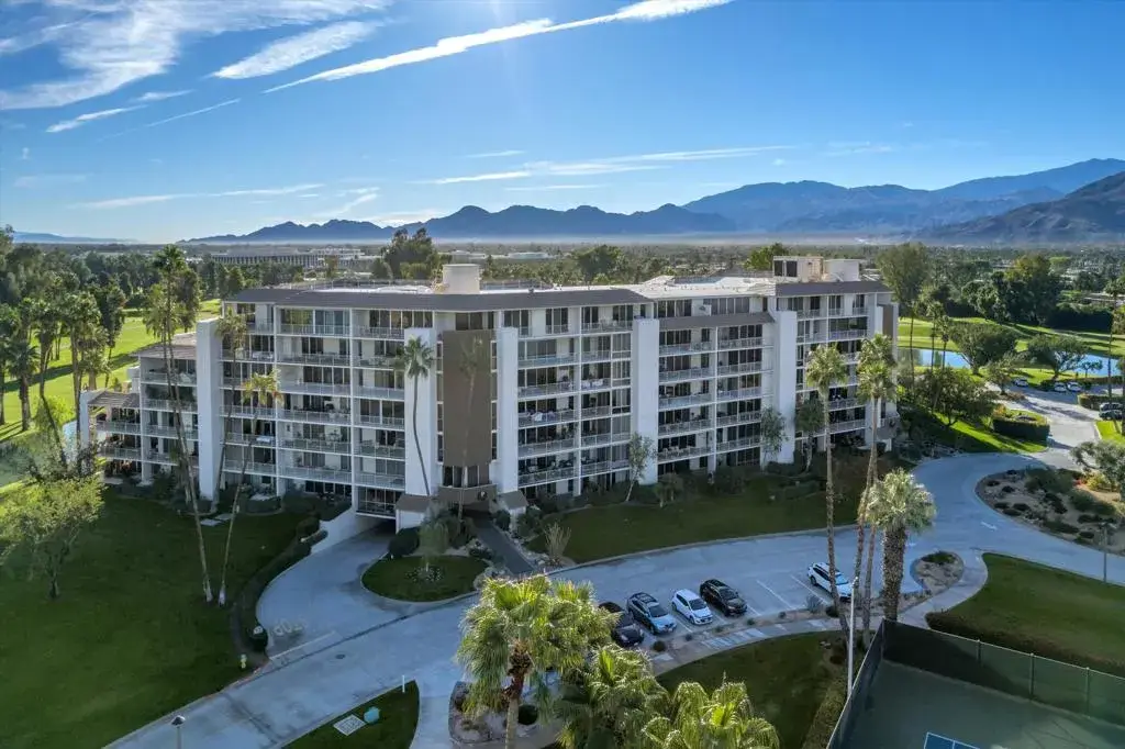 900 Island Drive #106, Rancho Mirage, CA 92270 - #1