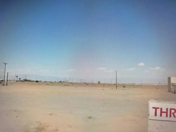 2072 Thomas R Cannell, Salton City, CA 92275