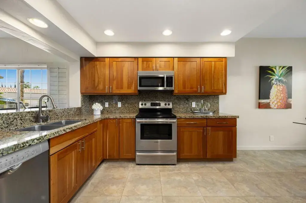 618 Vista Lago Circle North, Palm Desert, CA 92211 - #1