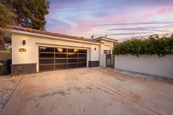 2800 E Vista Chino, Palm Springs, CA 92262