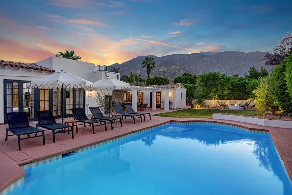 354 E Valmonte Sur, Palm Springs, CA 92262 - #1