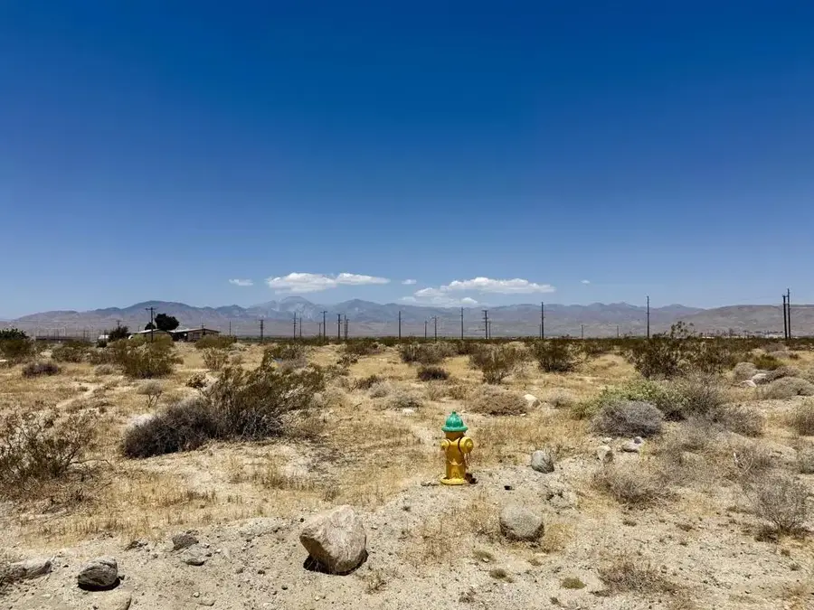 111 Angela, Desert Hot Springs, CA 92240 - #2