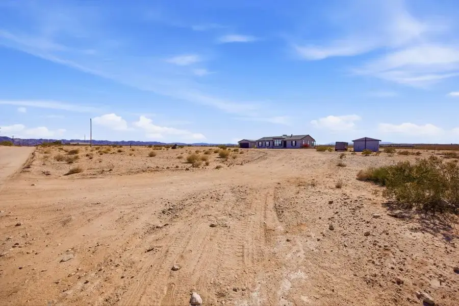 1184 Lear Avenue, Twentynine Palms Yucca Valley, CA 92277 - #2