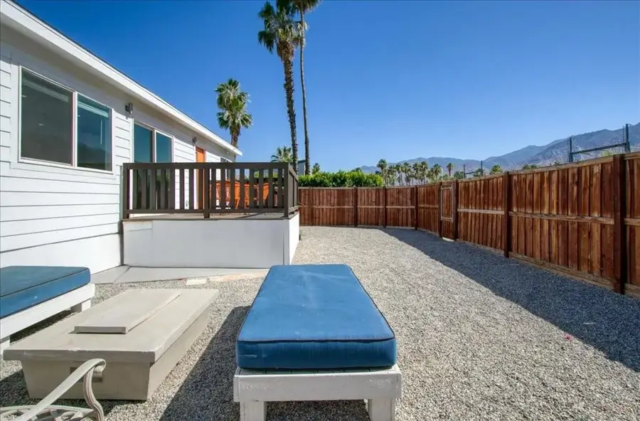 102 Fondulac, Palm Springs, CA 92264 - #3