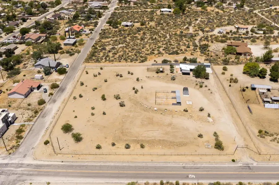 10860 Juniper Avenue, Morongo Valley, CA 92256 - #2
