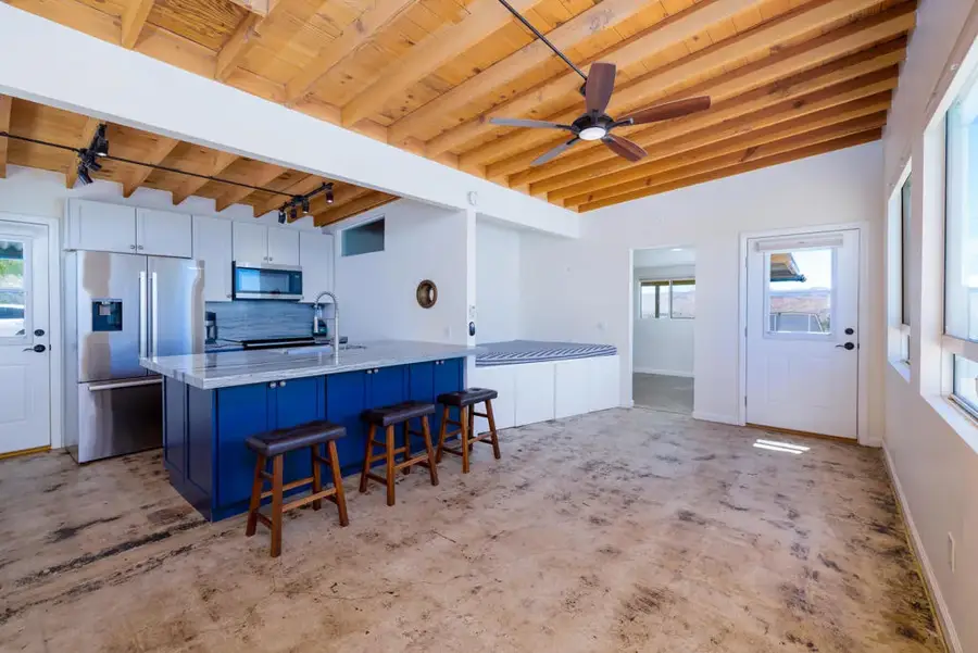 10860 Juniper Avenue, Morongo Valley, CA 92256 - #3