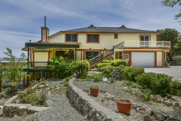 194 Cedar Lake Drive, Cedarpines Park, CA 92322