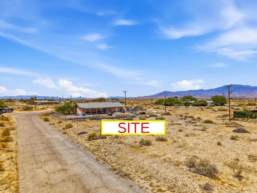 2591 Arrowhead, Thermal, CA 92274 - #2
