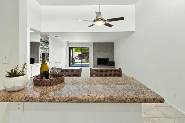 48953 Canyon Crest Lane, Palm Desert, CA 92260